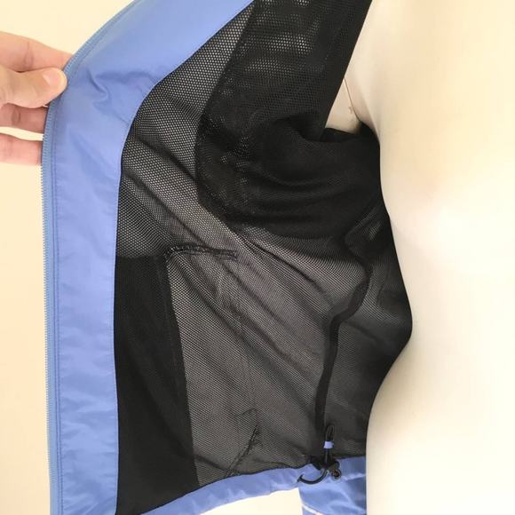 ASICS Mesh Lined Windbreaker Jacket Zip pockets Reflective Media pocket SZ M - Picture 5 of 12